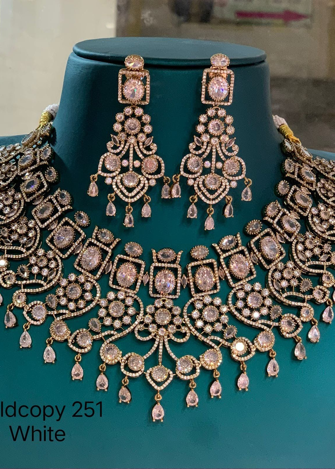 Fashion Jewellery Set on Rental in Chennai